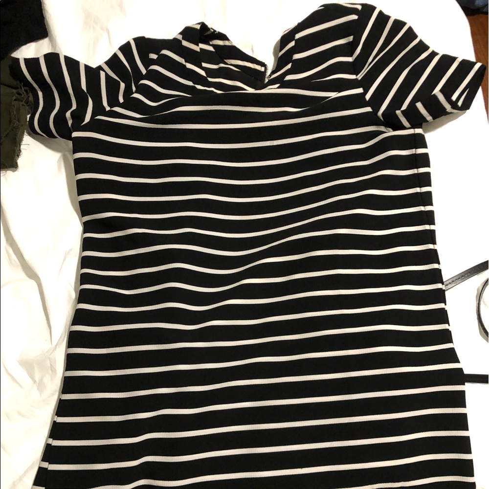 Mango silky black white stripe t shirt style dress